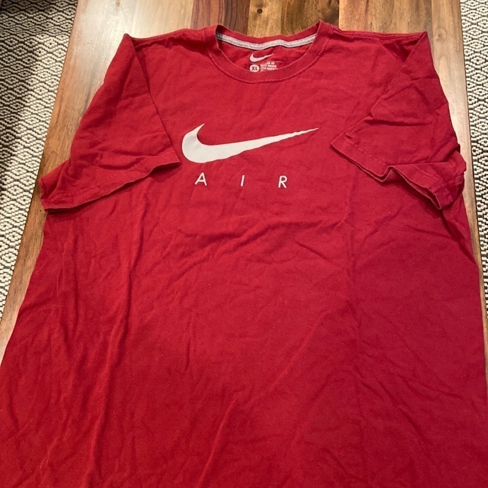 Nike red shirt sleeve T-shirt regular fit xl